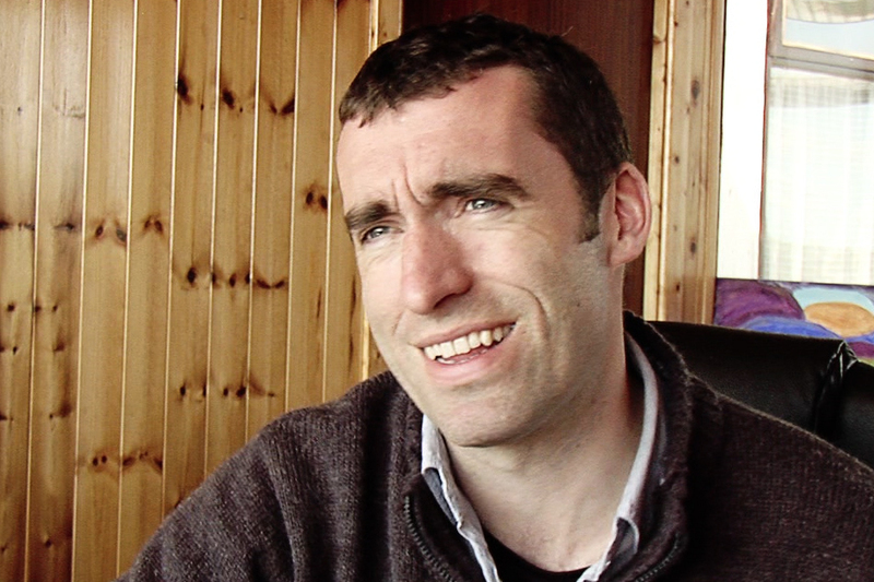 Darach Mac Con Iomaire – Stiúrthóir agus Scríbhneoir