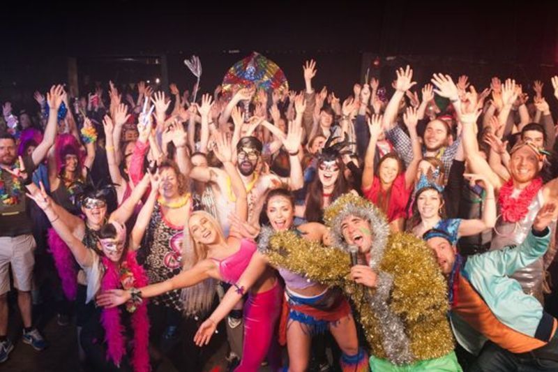 Cuir tús maith spleodrach leis an lá le Morning Gloryville