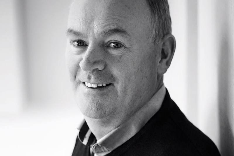 Séamus Mac Géidigh - laoch raidió ar lár