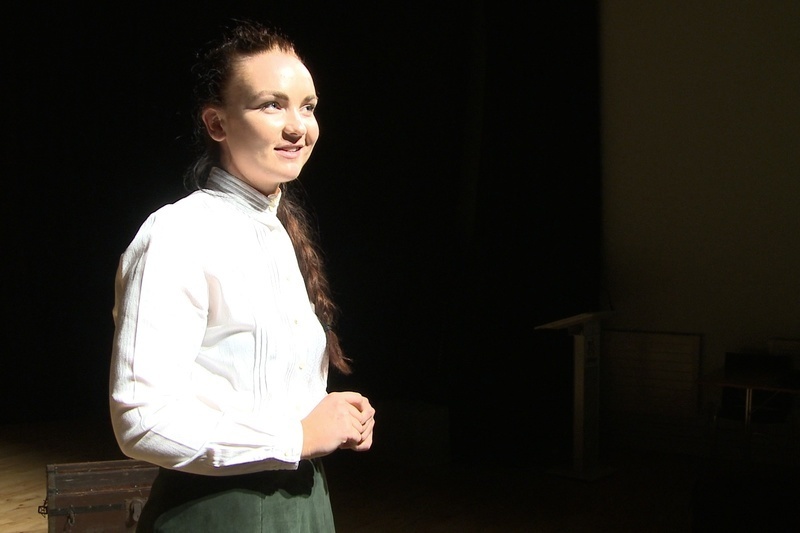 Alice Milligan - scéal réabhlóidí, Eoghanach ar ardán