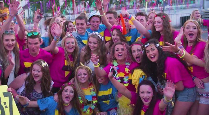 Is cuisle na Gaeltachta iad na Coláistí Samhraidh