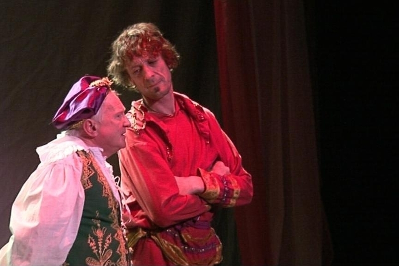 Splódar - Co. Liatroma ag tiomáint na drámaíochta Gaeilge