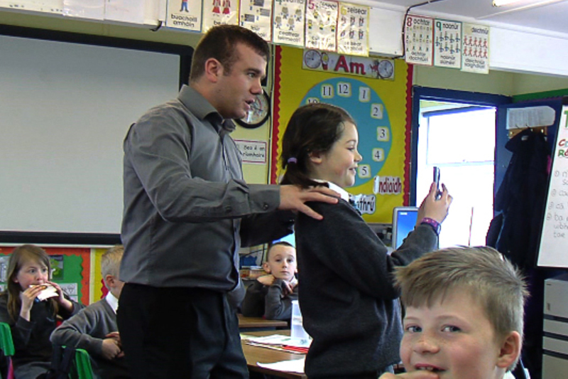 Gaelscoil ag barr rang na teicneolaíochta