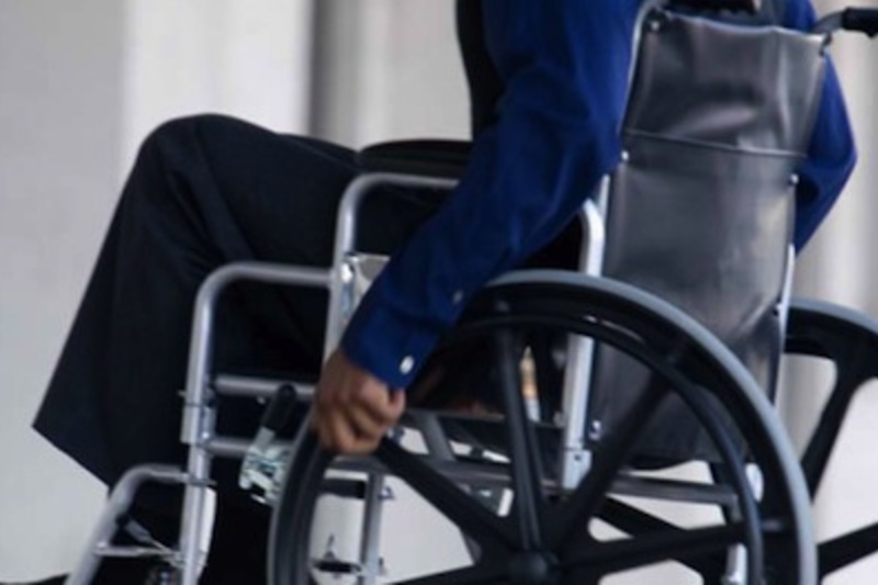 Saol eile - Saol i gcathaoir rothaí