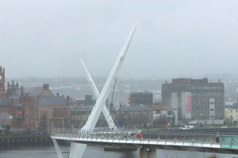 Cathair Chultúir 2013 faoi lán seoil i nDoire