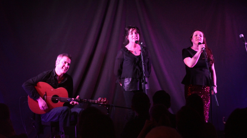 Seoladh Club Sásta le Lumiére