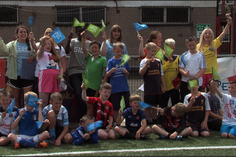 Interface Games – Cothú caidrimh i gcomhéadain Bhéal Feirste