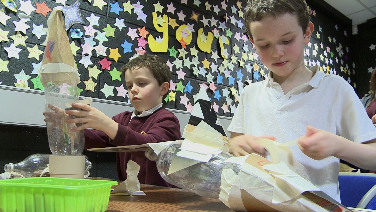 Eolaíocht na n-óg ag Pláinéadlann Ard Mhacha