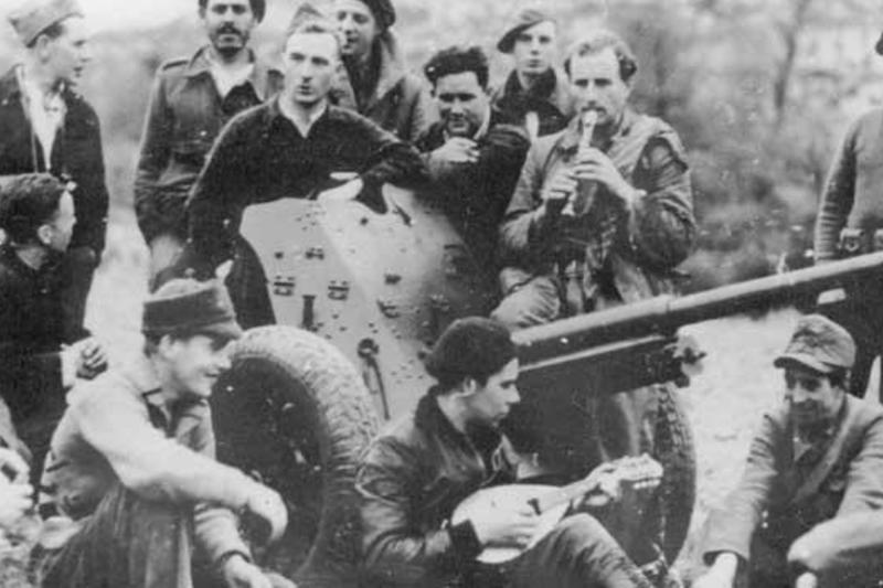 Cogadh Cathartha na Spáinne - Éireannaigh sna Briogáidí Idirnáisiúnta