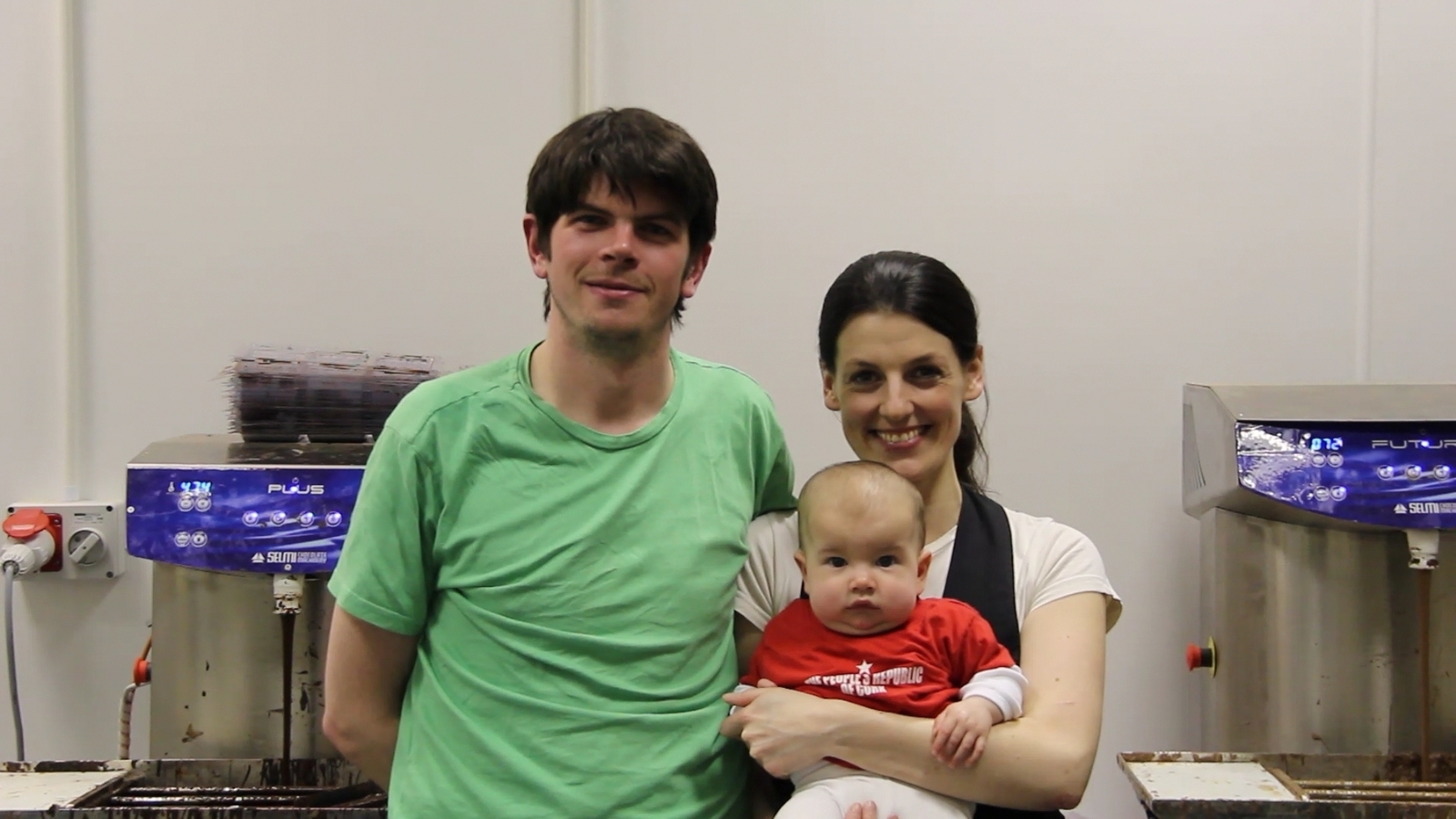 Ceird na seacláideoireachta ag dul ó ghlúin go glúin