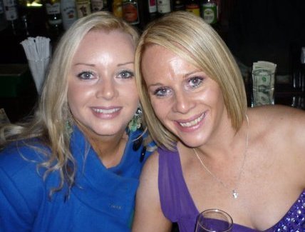 Tríd an Dorchadas - Eibhín Ní Dhuibheannaigh