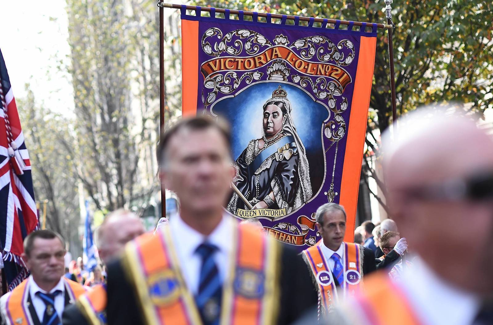 Filleann an stair...