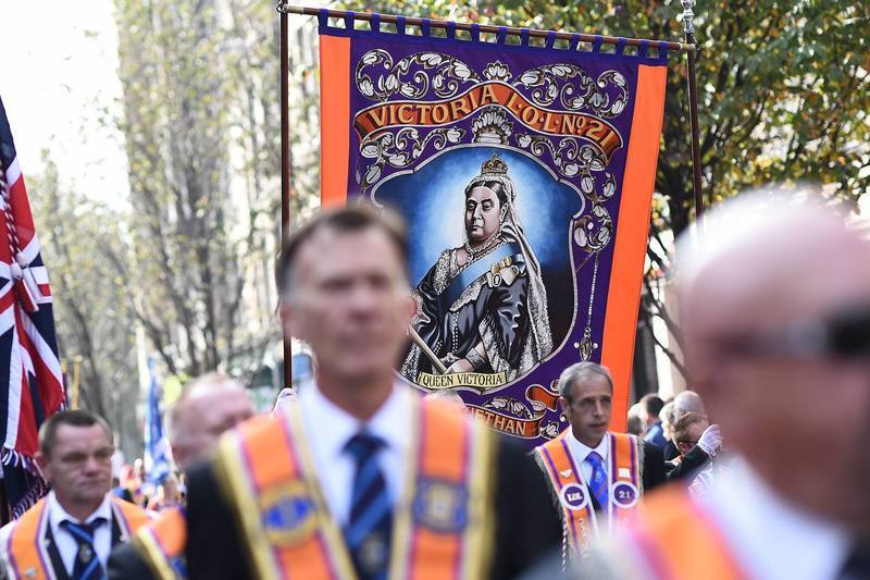 Filleann an stair...