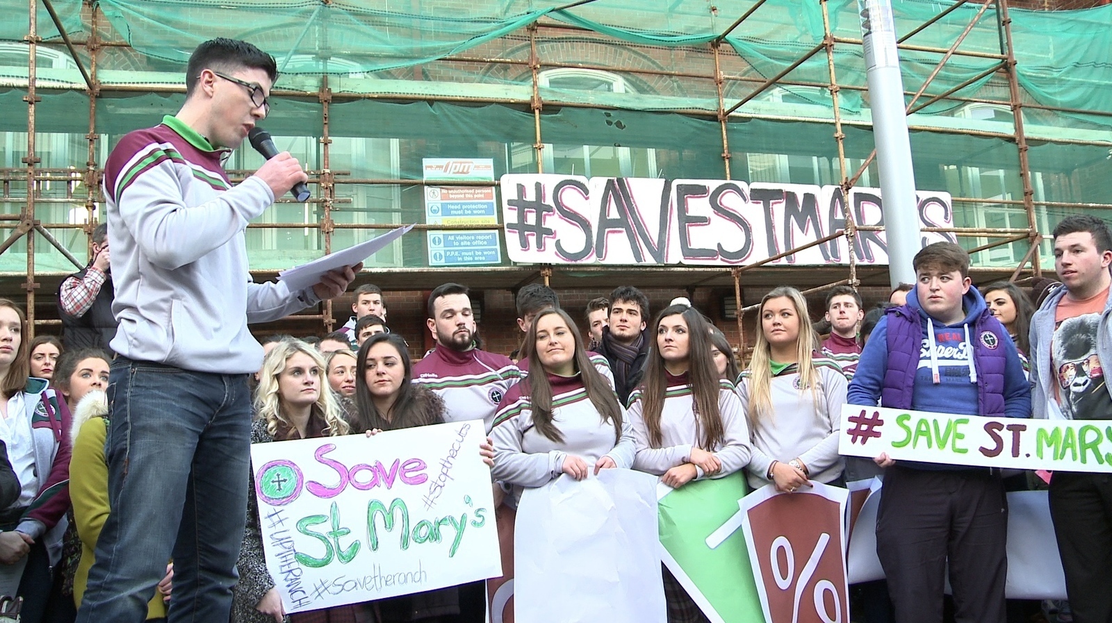 Coláiste Ollscoile Naomh Muire i mbaol a dhúnta