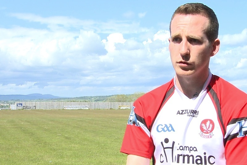 Iománaithe Dhoire ag teannadh ar Chorn Christy Ring