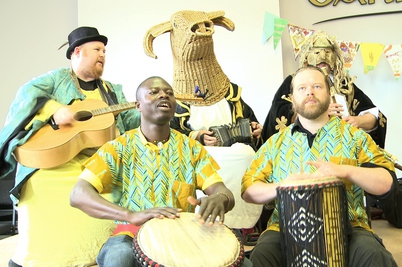 Scoil Samhraidh Mhic Reachtain ina Áras Nua