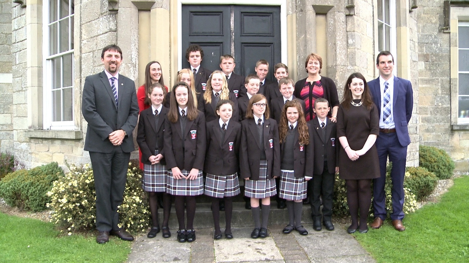 Gaelcholáiste Dhoire oscailte