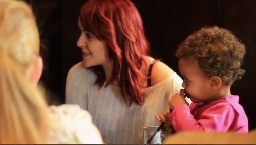 Maidin Caife ag An Droichead