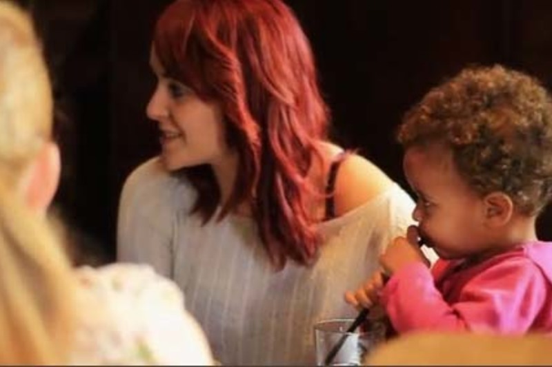 Maidin Caife ag An Droichead