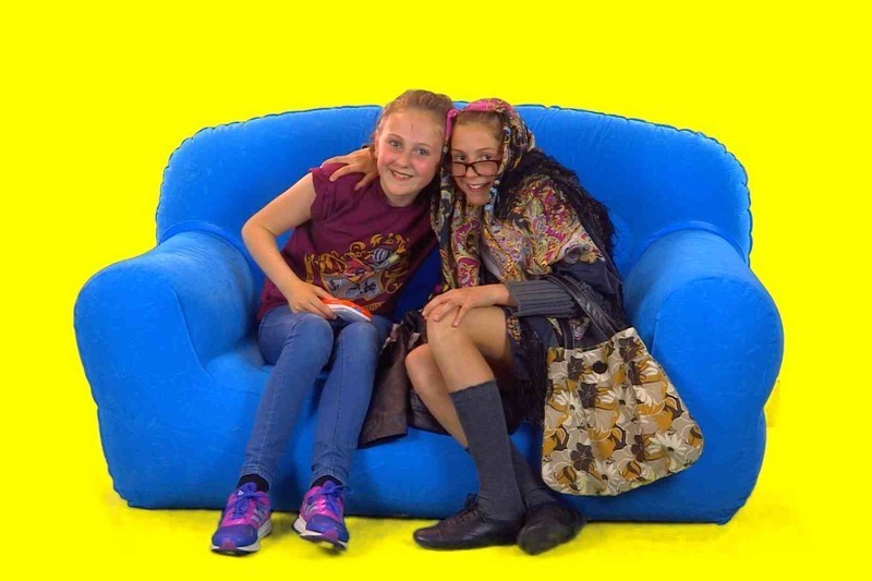 Idir Mise agus Tusa - Mura dtaga leat tar leo!