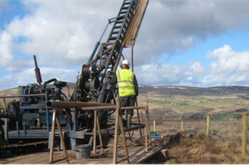 An Pobal Vs Dalradian- Scéal Íochtaráin