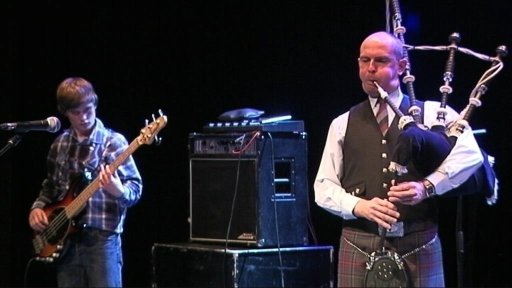 Ceol na hUltaise agus na nGael le chéile ar an Ómaigh