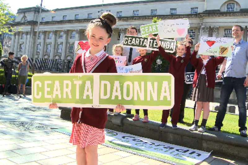 Cead Ardchúirte chun dlí a chur ar an Fheidhmeannas faoi Straitéis na Gaeilge